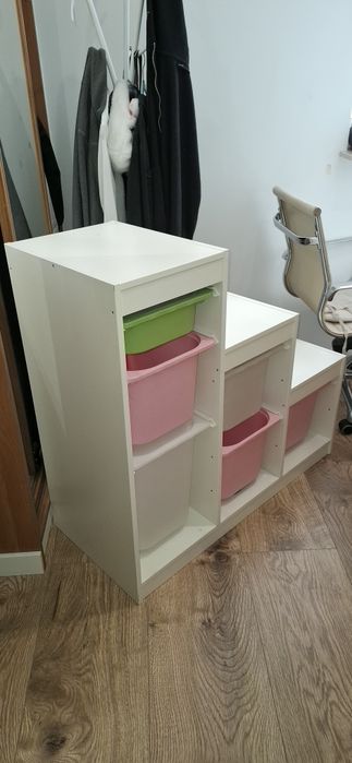 Regał ikea Trofast z pojemnikami(schody)