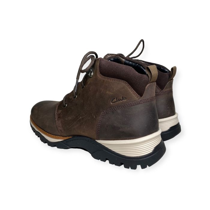Кожаные ботинки Clarks.