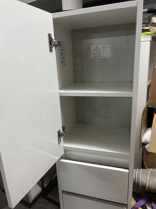 Movel  branco para casa de banho