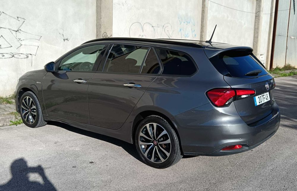 FIAT TIPO SW LOUNGE 1.6D CX AUT.
