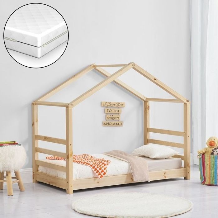 Ліжко будиночок з цільного дерева