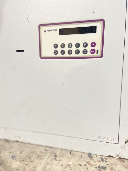 Cofre Forte EVOL 59L - Quase Novo!