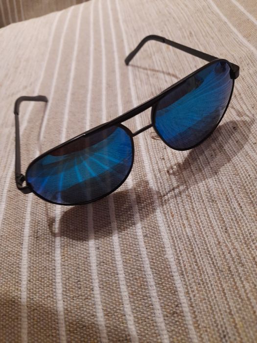 Óculos de sol novos