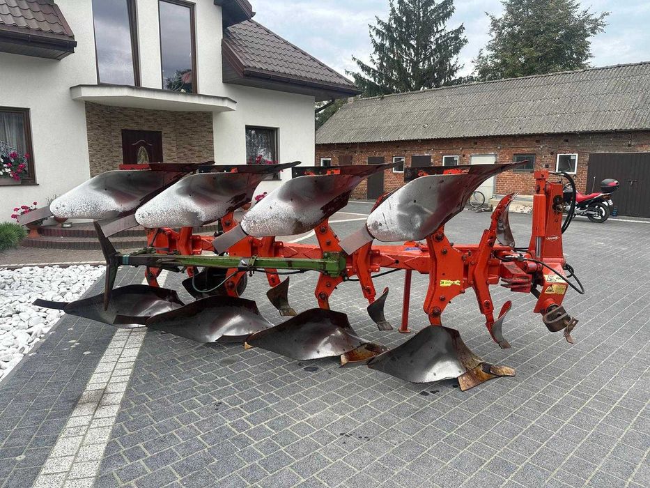 Pług obrotowy 4-skibowy kuhn master 120