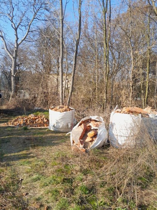 Oddam czysty gruz ceglany