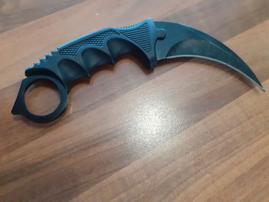 Nóż kosa ostry +kabura