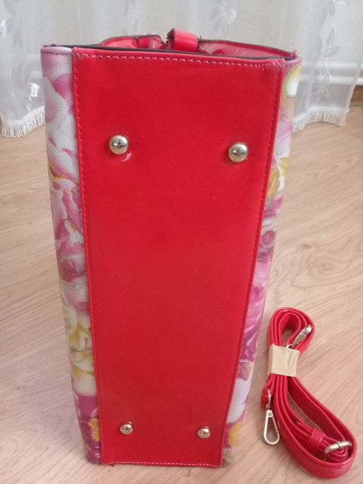 Сумка жіноча міцна