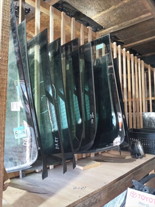 Стекла на авто, додж дарт,  крайслер 200, джип патриот, джип компас