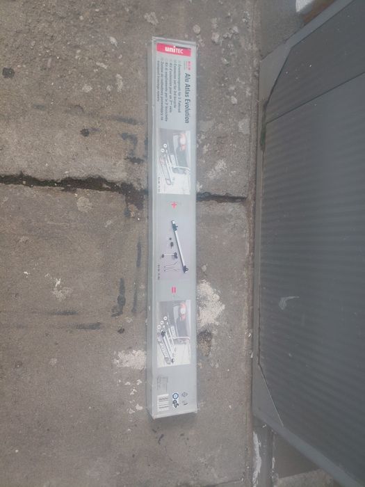 Unitek Evolution adapter do przewozu trzeciego rowera