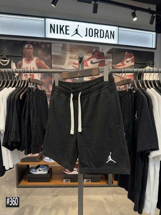 Нові шорти Nike Jordan