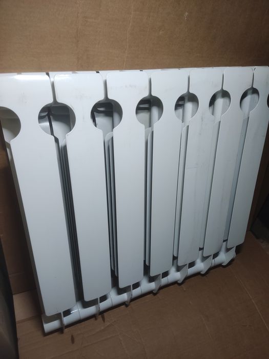 Радіатор опалення біметалевий 7 Ребер. Marek Titan 500/96.Радиатор бат