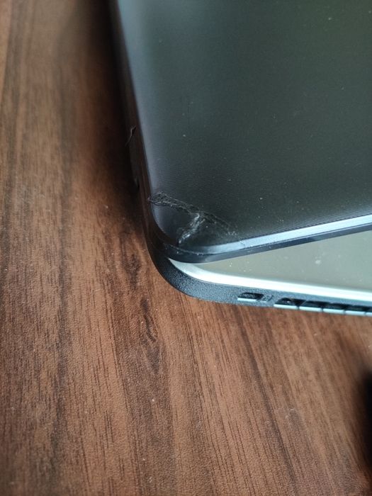 Asus k751l 17" 500GB SSD 20GB RAM i7 GTX850m