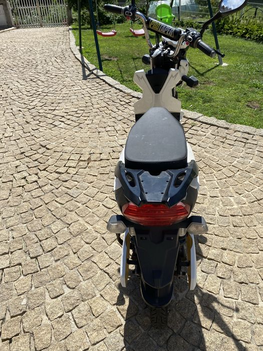 Motociclo eletrico