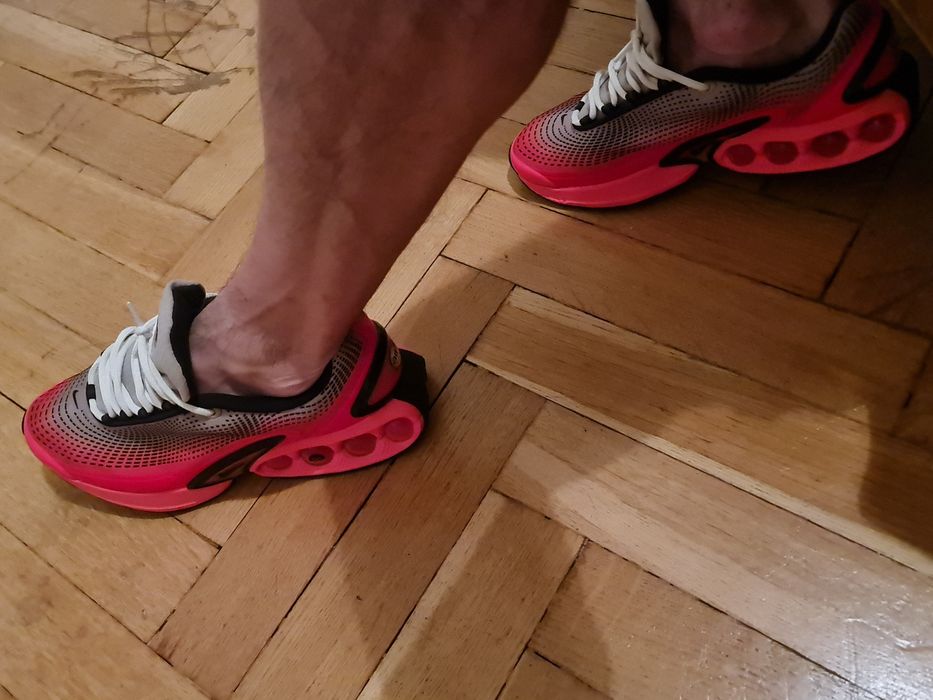 Nike  Air  Max  Dn