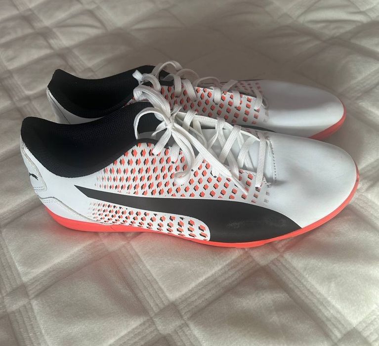 Футзалки Puma .Стан нових.