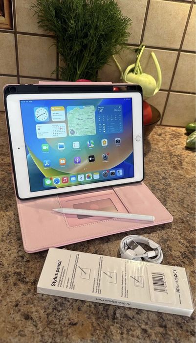 Tablet iPad Apple Retina 10” - Touch ID - PROCREATE