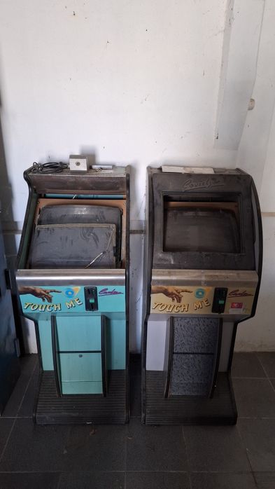 Máquinas recreativas de jogos de ecrã tátil