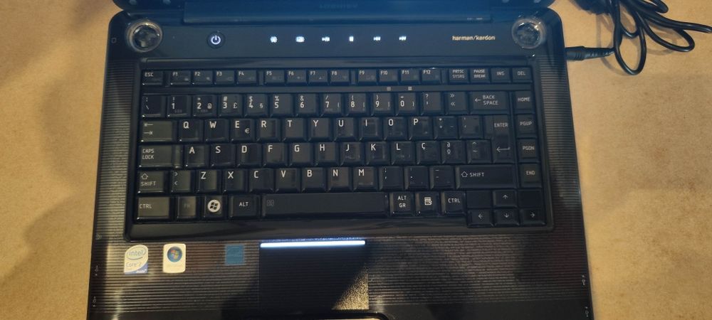 PC portátil Toshiba Satélite A300