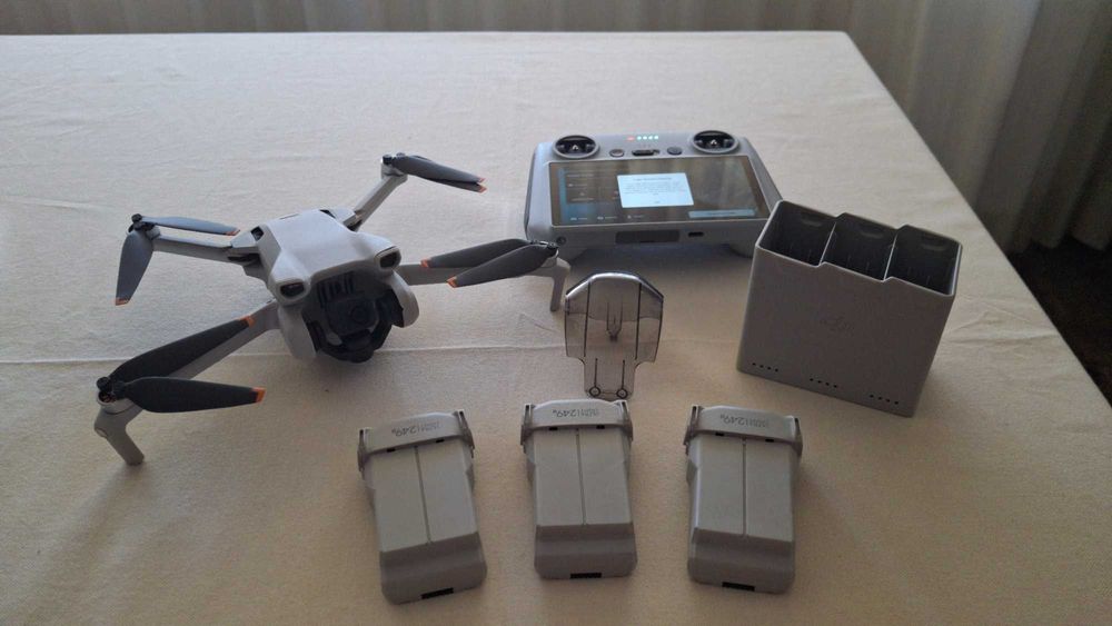 Drone DJI Mini 3 + Acessórios