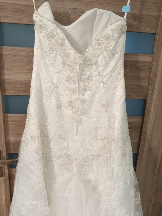 Suknia ślubna biała