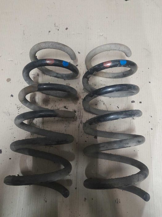 Пружина передня задня оригинал Рено Трафик Опель Виваро розборка