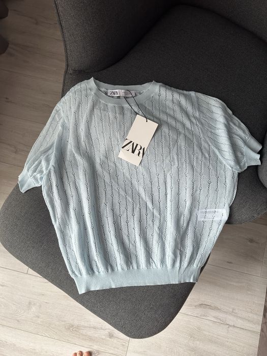 Кофтинка від Zara