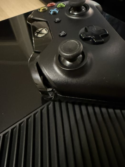 Продам Xbox ONE FAT 500 gb