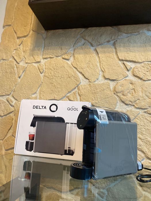 Ekspres kapsułkowy Delta Q Mini QOOL - nowy, szary