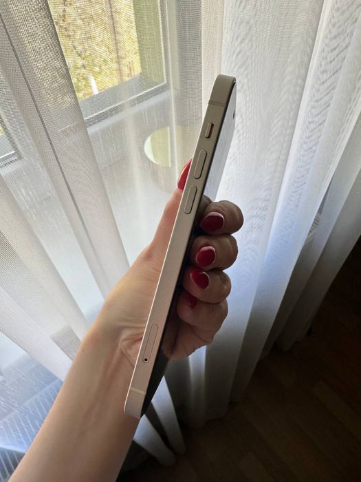 Iphone 12 128гіг коробка+чохли