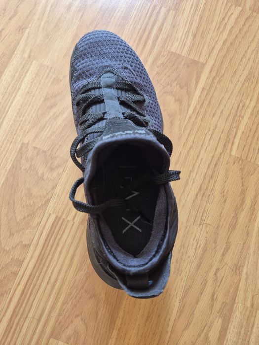 Nike LeBron 16 Low Triple Black
