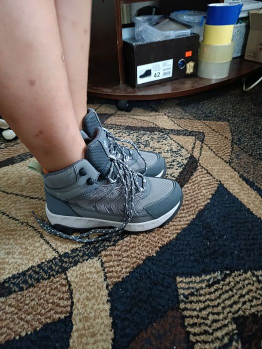 Кросівки жіночі Colambia