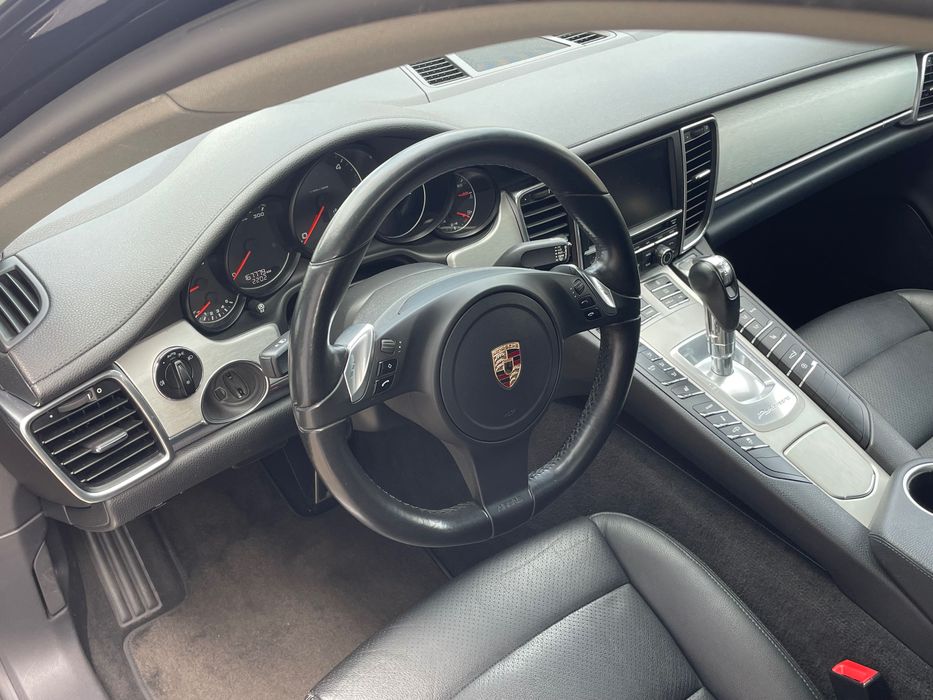 Panamera nacional com todos extras!!!