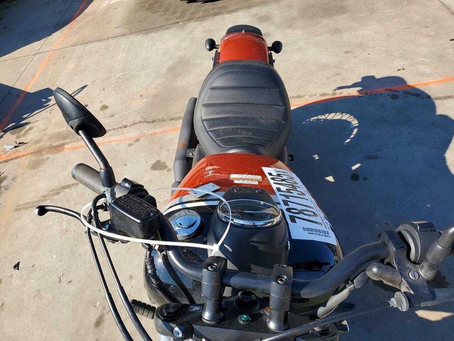 Honda VT750 C2B 2024