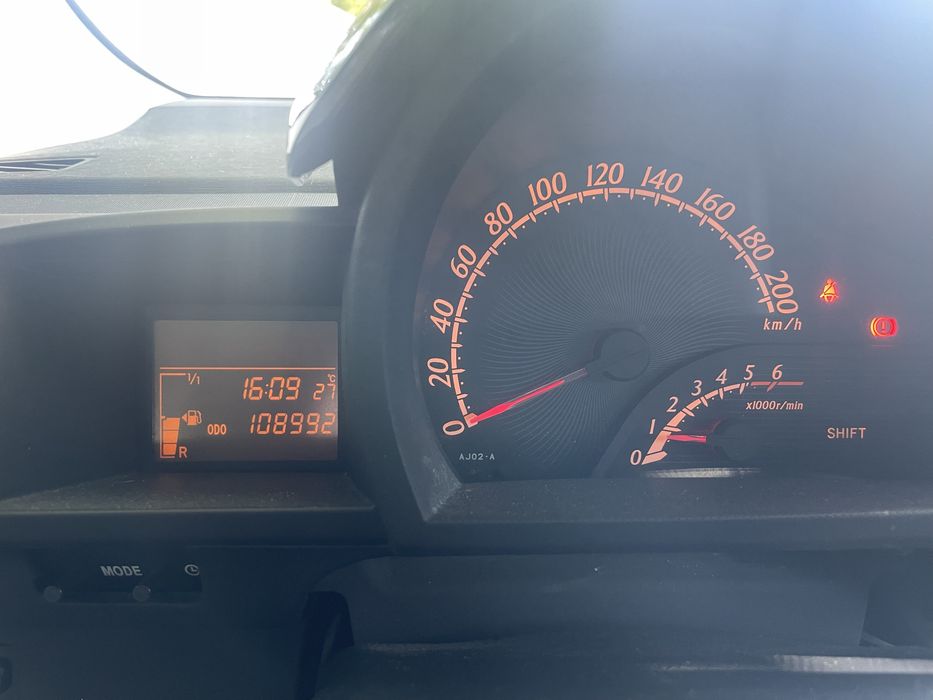 Toyota iQ — fotografia 2