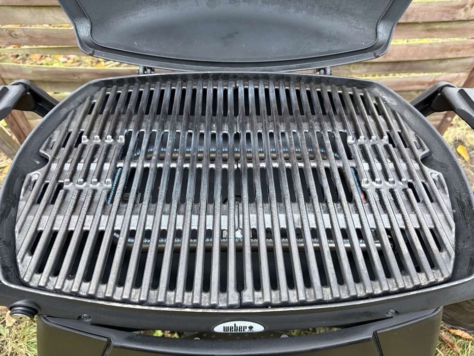 Гриль газовий Weber q 2200