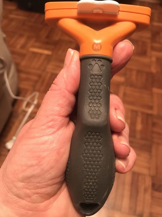 FURminator , лежанка для собаки средних или больших пород