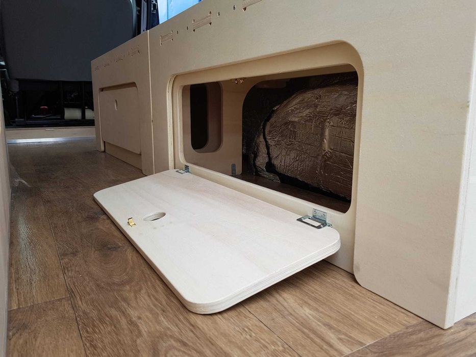 Łóżko do kampera rozsuwane 2 skrzynie zabudowa meble