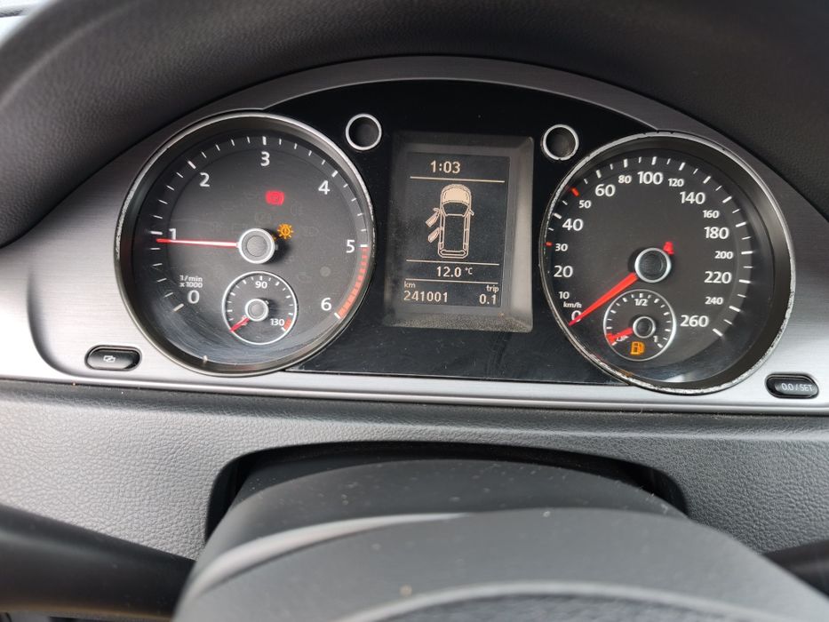 VW Passat 2.0 TDI São Sebastião • OLX.pt