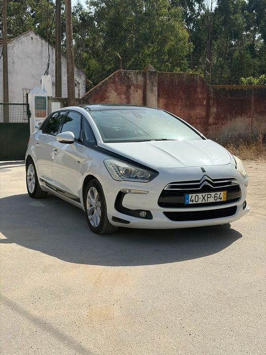 Citroën DS5 2.0 HDi Hy4 So Chic CMP6 102g