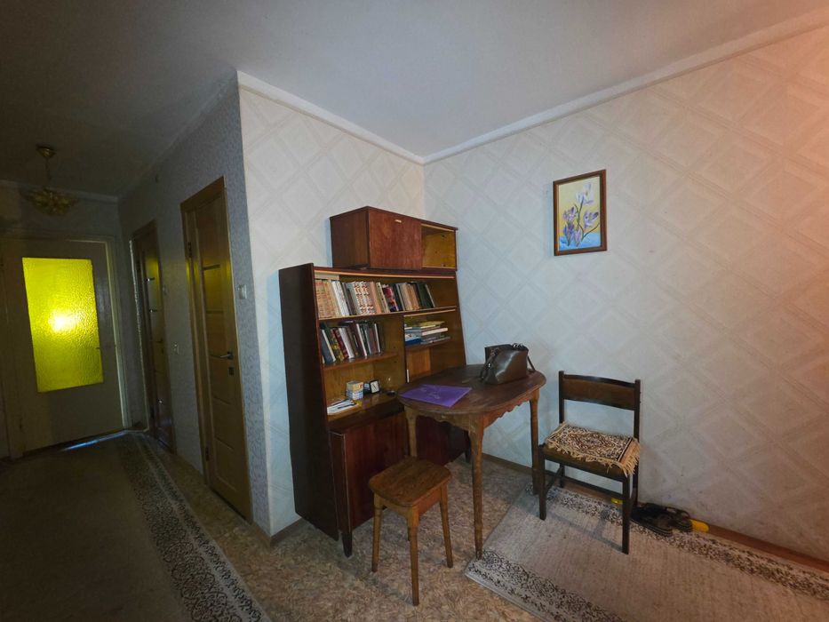 Велика 2к квартира у центрі міста. ДержПрограми.