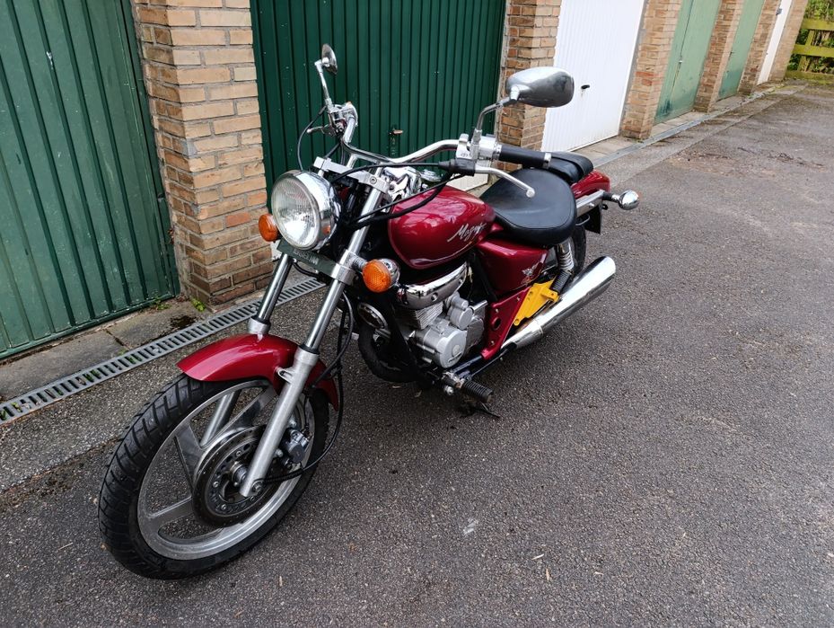 ## Daelim 125 VT ## CHOPPER