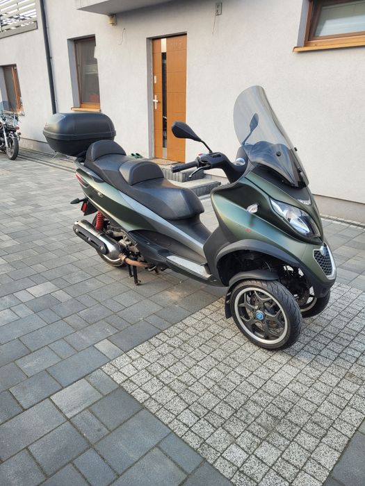 Piaggio MP3  500