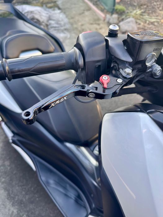 Yamaha X-Max 250 ABS TCS з Японії