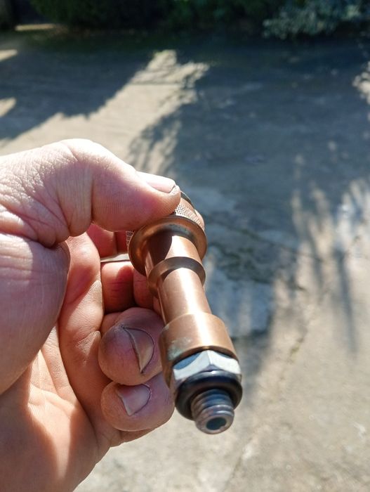 Peça para carregar carro gas