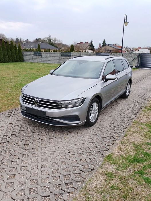 Volkswagen Passat B8 Lift 2.0TDi 150KM Automat ACC Kamerą Grzane Fotele