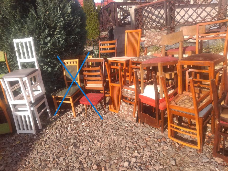 krzesła drewniane, też tapicerowane vintage, PRL