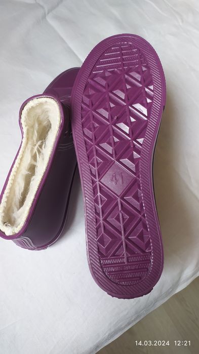 Гумові стильні ботільони з хутром