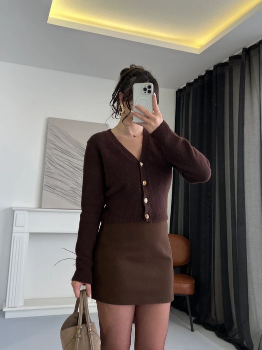 Трендовий коричневий кардиган з акцентними ґудзиками, кардиган шоколад