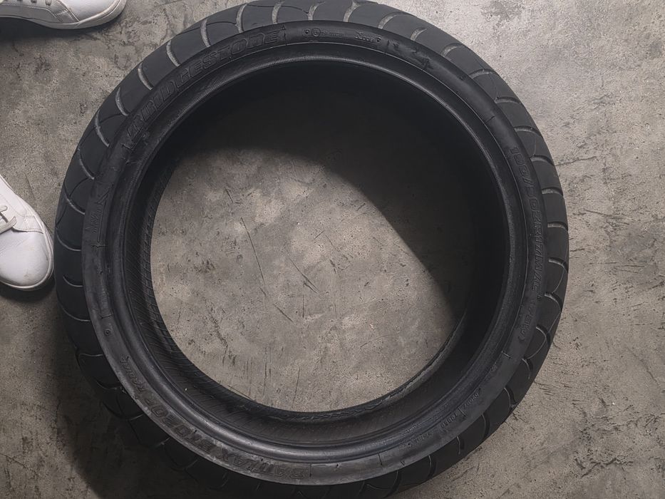Pneus BRIDGESTONE 190/50/r17