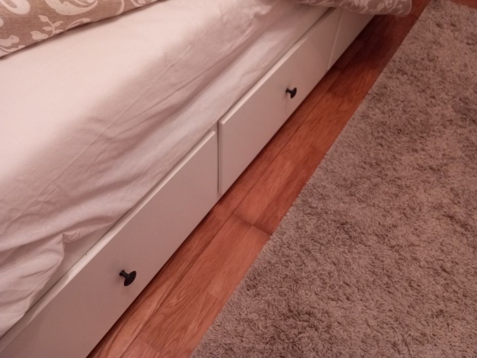 Sofá cama ikea como nova com 3 gavetas grandes